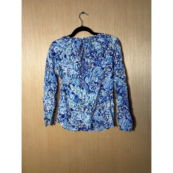 Lilly Pulitzer Elsa Top Womens Blue White Paisley Sea Life Rayon Blouse Small - Picture 6 of 6